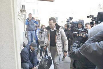 Radu Mazăre, cu geanta de documente la Curtea Supremă